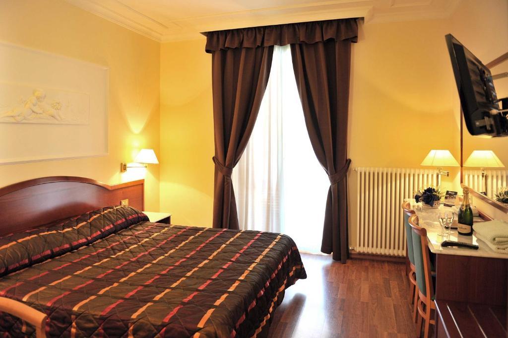 Hotel Benessere Villa Fiorita Colfiorito Exterior foto